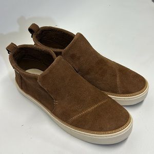 Toms Paxton Water Resistant Brown Slip On Suede Booties Women’s Size 9.5